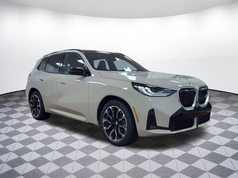 Used 2025 BMW X3 M50 w/ Premium Package image 7