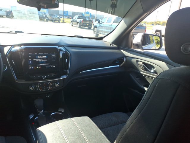 Used 2023 Chevrolet Traverse LT FWD image 8