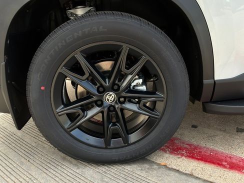 New 2026 Toyota Grand Highlander Limited AWD/4WD image 8