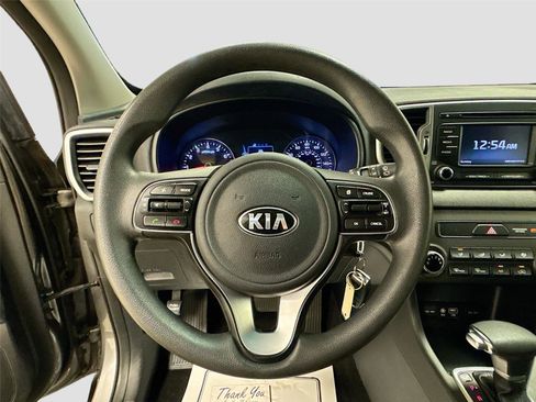 Used 2019 Kia Sportage LX image 11