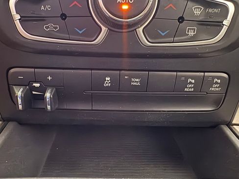 Used 2017 RAM 1500 Big Horn AWD/4WD image 23