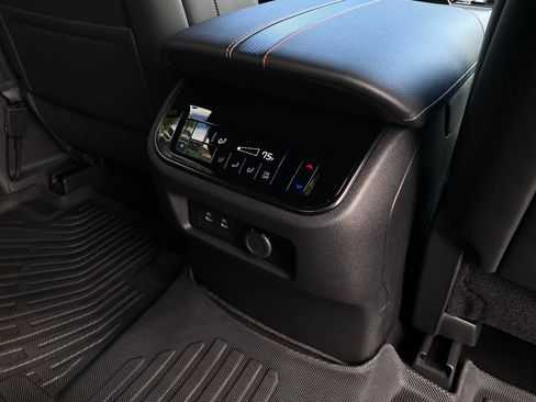Used 2026 Nissan Armada PRO-4X w/ Captain's Chari Seat Package AWD/4WD image 28