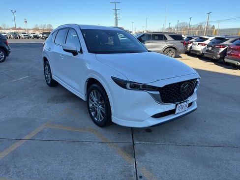 Used 2022 MAZDA CX-5 Signature image 7