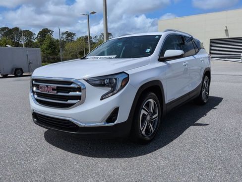 Used 2021 GMC Terrain SLT image 9
