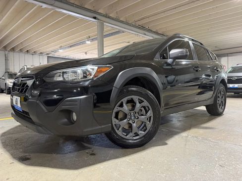 Used 2021 Subaru Crosstrek 2.5i Sport w/ Moonroof Package AWD/4WD image 2