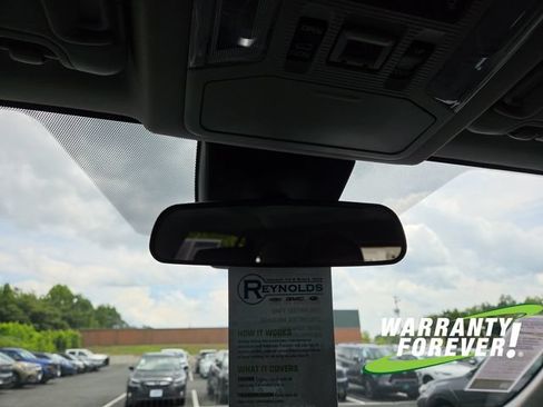 Used 2021 Toyota RAV4 XLE w/ Convenience Package AWD/4WD image 12