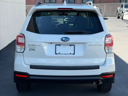 Used 2018 Subaru Forester 2.5i Premium w/ Protection Package #1 AWD/4WD image 25