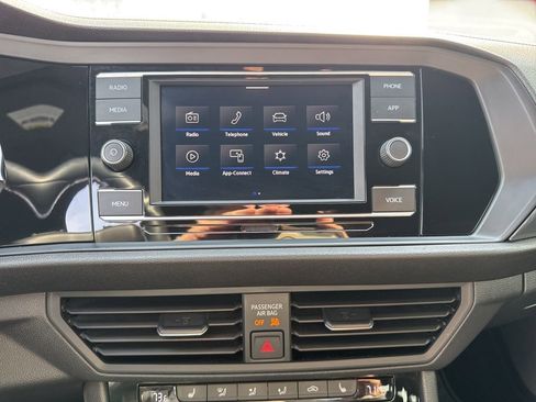 Used 2020 Volkswagen Jetta GLI image 23