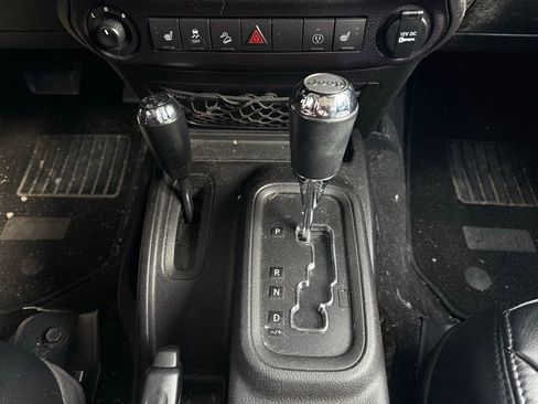 Used 2014 Jeep Wrangler Unlimited Sahara w/ Dual Top Group image 22