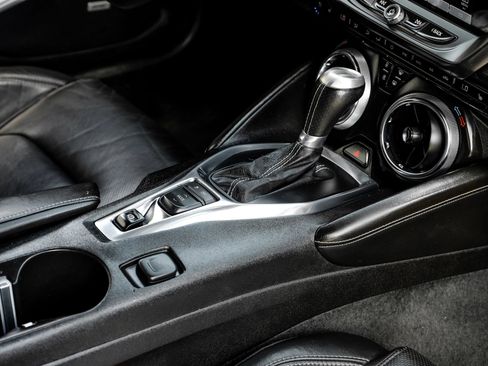 Used 2016 Chevrolet Camaro SS RWD image 24