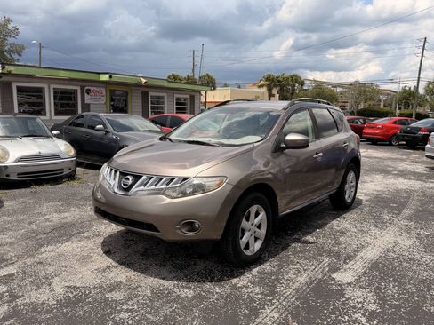 Used 2010 Nissan Murano SL w/ Leather Pkg FWD image 8