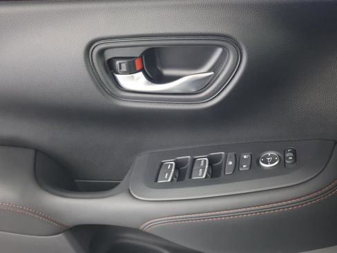 Used 2025 Honda HR-V Sport image 22