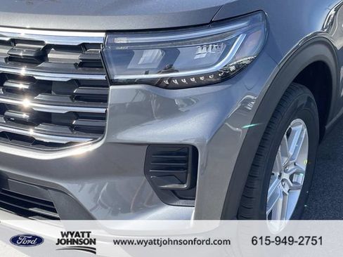 New 2026 Ford Explorer Active RWD image 9