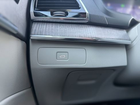 Used 2023 Volvo XC90 B6 Plus w/ Protection Package Premier image 24