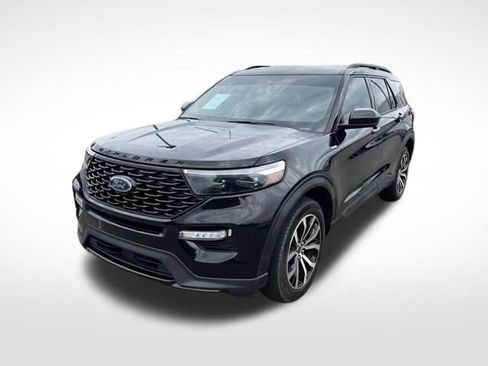 Used 2023 Ford Explorer ST-Line w/ Class IV Trailer Tow Package AWD/4WD image 3