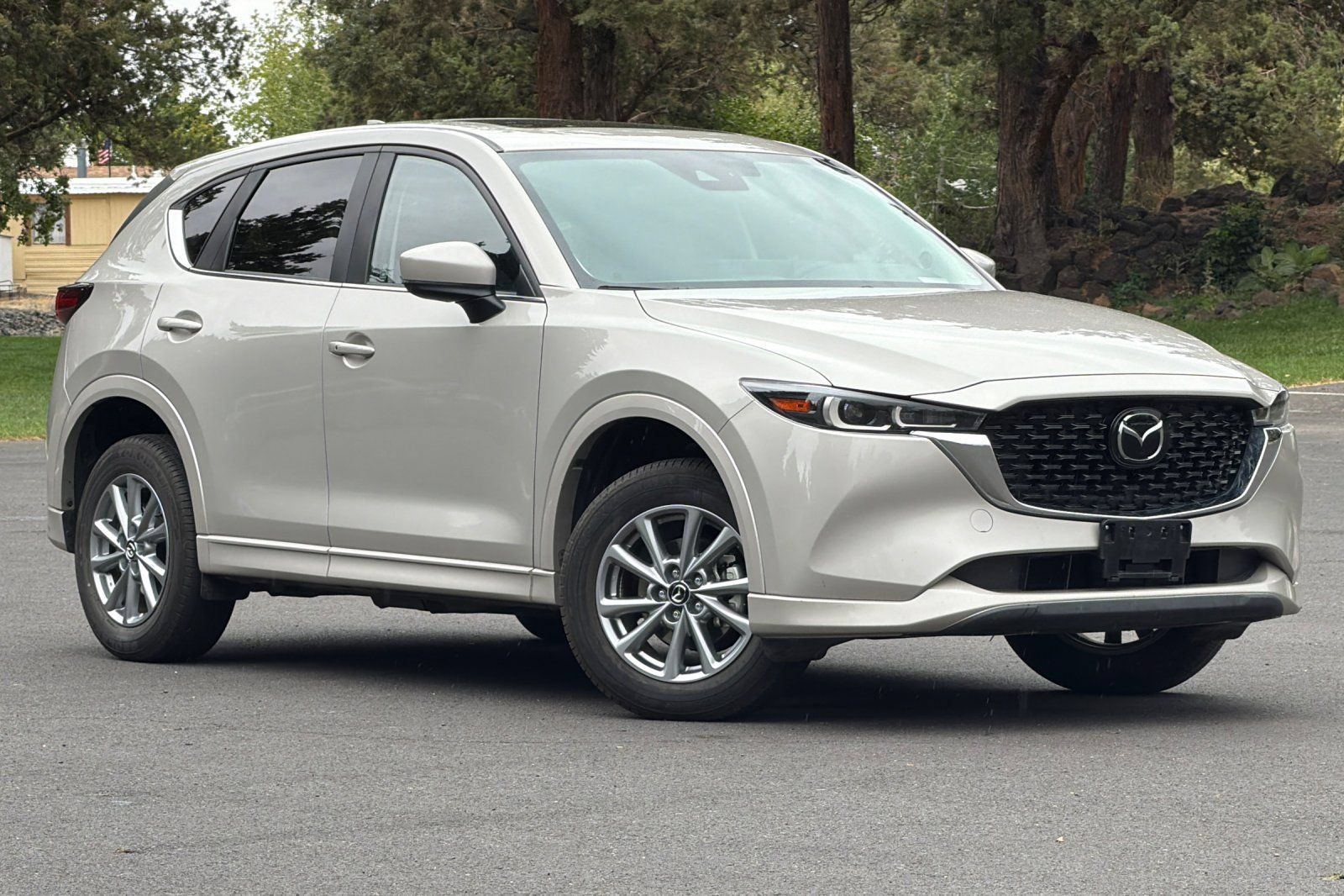 Used 2025 MAZDA CX-5 AWD 2.5 S w/ Preferred Package image 2