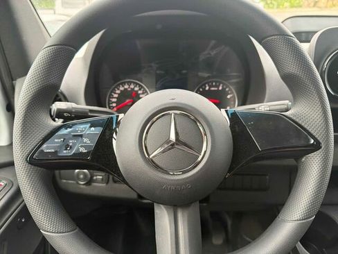 New 2025 Mercedes-Benz Sprinter 2500 image 22