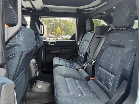 New 2025 Ford Bronco Heritage Edition image 6