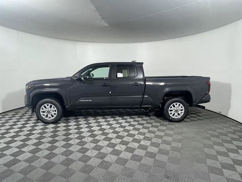 New 2026 Toyota Tacoma SR5 AWD/4WD image 4