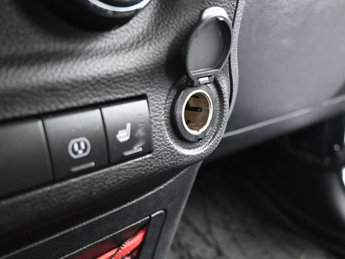 Used 2018 Jeep Wrangler Unlimited Rubicon AWD/4WD image 23
