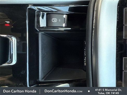 Used 2025 Subaru Outback Limited XT image 23