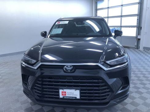 Certified 2025 Toyota Grand Highlander AWD image 14