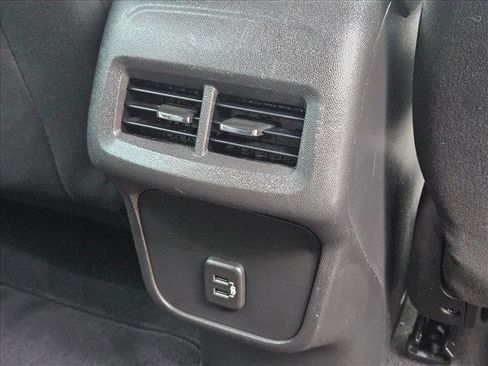 Used 2019 Chevrolet Equinox LS image 14