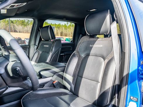 Used 2025 RAM 1500 Laramie image 20