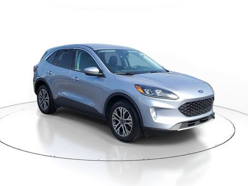 Used 2022 Ford Escape SEL w/ Technology Package AWD/4WD image 2
