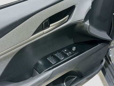 Used 2025 Toyota Camry LE FWD image 17