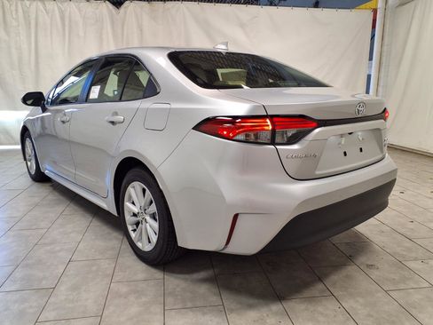 New 2026 Toyota Corolla XLE image 7