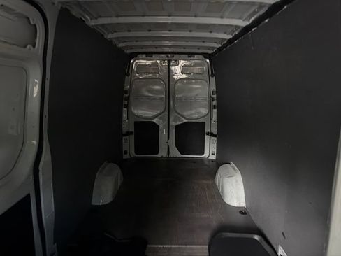 Used 2024 Mercedes-Benz Sprinter 2500 image 29