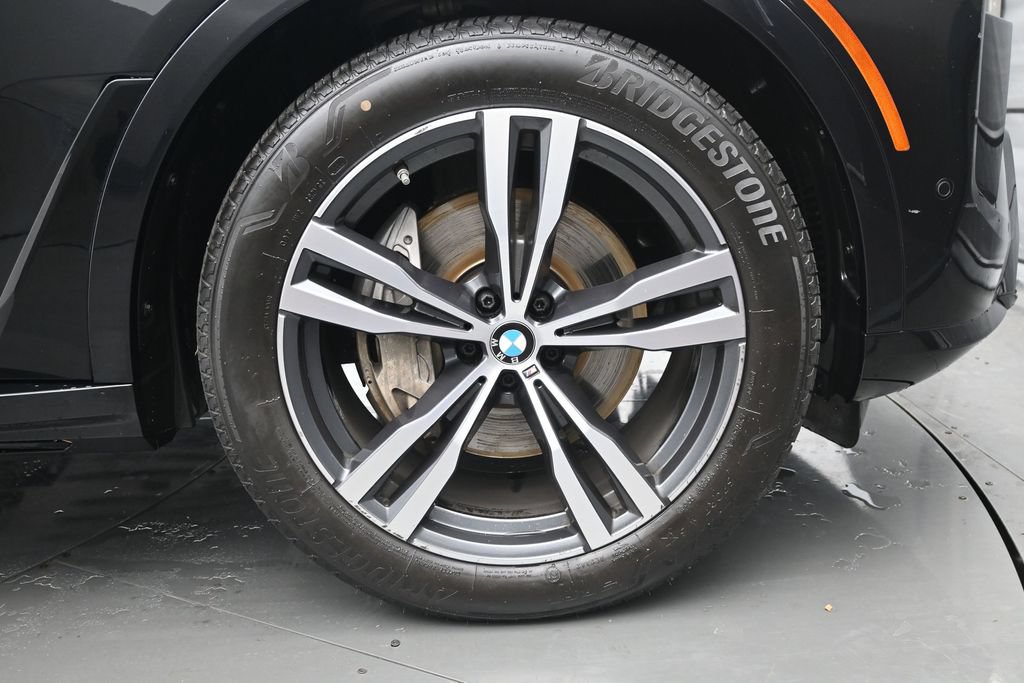 Used 2023 BMW X7 xDrive40i w/ M Sport Package AWD/4WD image 35