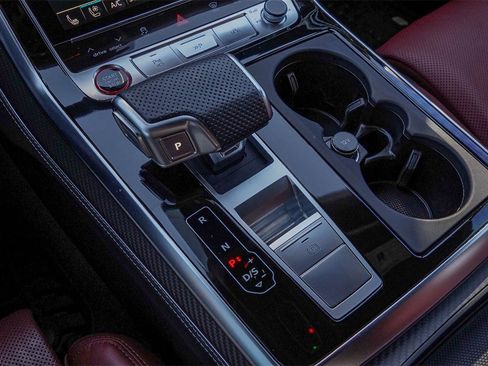 Used 2024 Audi SQ8 Prestige image 30