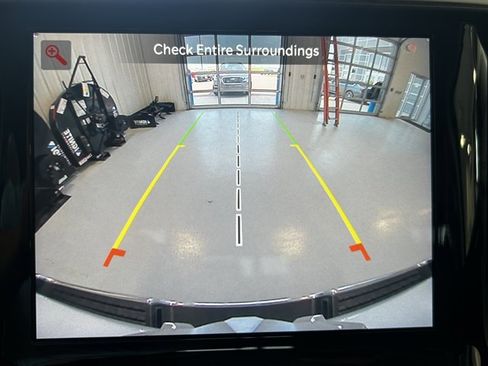 Used 2022 RAM 1500 Laramie w/ Off Road Group image 43