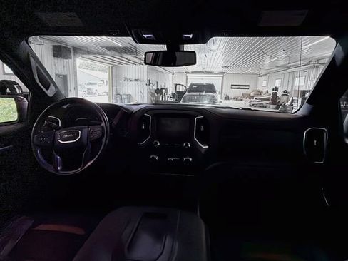 Used 2021 GMC Sierra 1500 AT4 w/ Driver Alert Package I AWD/4WD image 10
