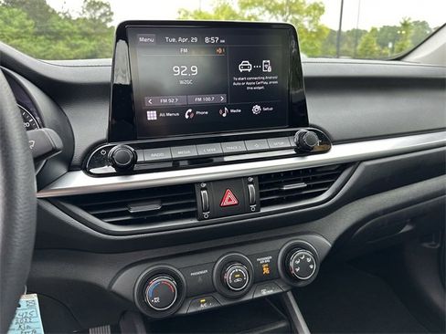 Used 2022 Kia Forte LXS image 29