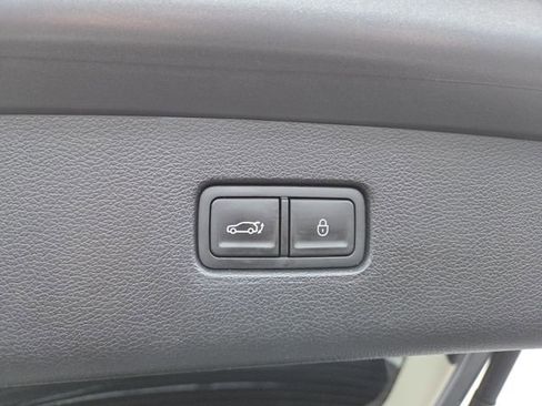 Used 2024 Genesis GV80 2.5T image 18