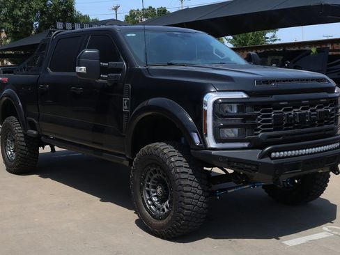 Used 2026 Ford F250 Lariat w/ Black Appearance Package AWD/4WD image 3