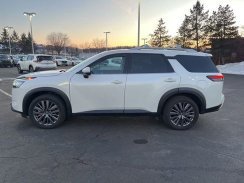Certified 2023 Nissan Pathfinder SL w/ SL Premium Package image 4