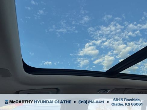 Used 2016 Volvo XC90 T6 Momentum w/ Momentum Plus Package image 7