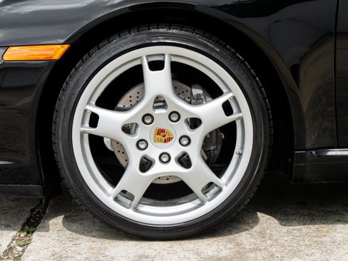 Used 2007 Porsche 911 Carrera RWD image 37