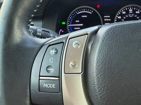 Used 2013 Lexus ES 300h w/ Luxury Pkg FWD image 22