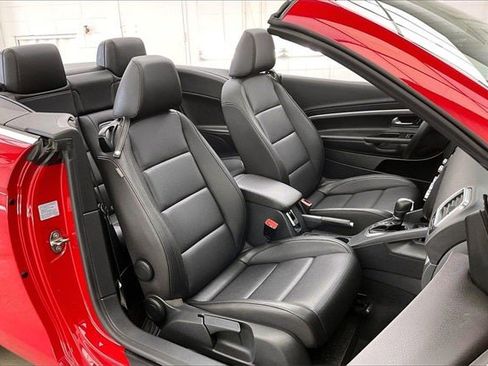 Used 2014 Volkswagen Eos image 7