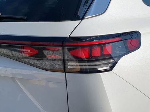 New 2026 Volkswagen Tiguan SEL R-Line AWD/4WD image 8