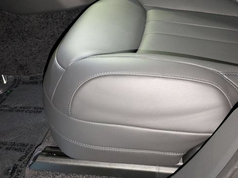 New 2026 Land Rover Range Rover SE AWD/4WD image 14