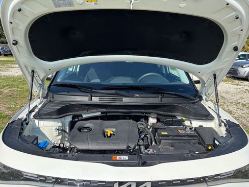 Used 2025 Kia Soul LX w/ LX Technology Package image 31