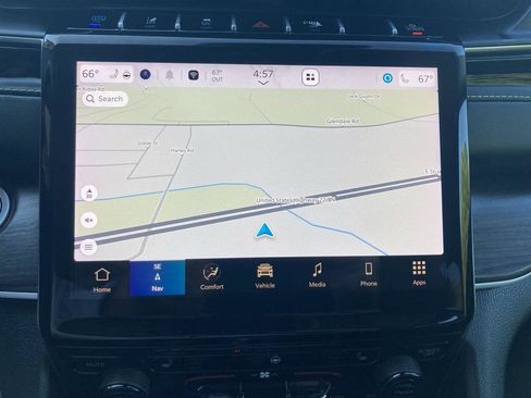 Used 2023 Jeep Grand Cherokee 4WD 4xe image 18