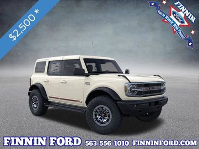 New 2026 Ford Bronco Outer Banks w/ Sasquatch Package