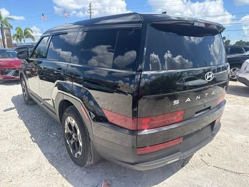 Used 2026 Hyundai Santa Fe SE FWD image 8